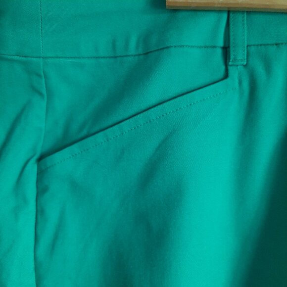 Penningtons Savvy Fit Capri in minty green - Picture 3 of 6